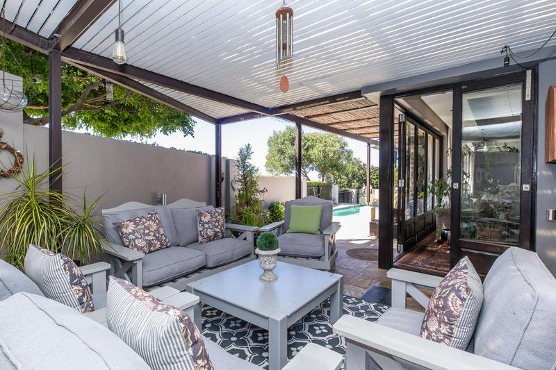 3 Bedroom Property for Sale in Stonehurst Mountain Estate Western Cape